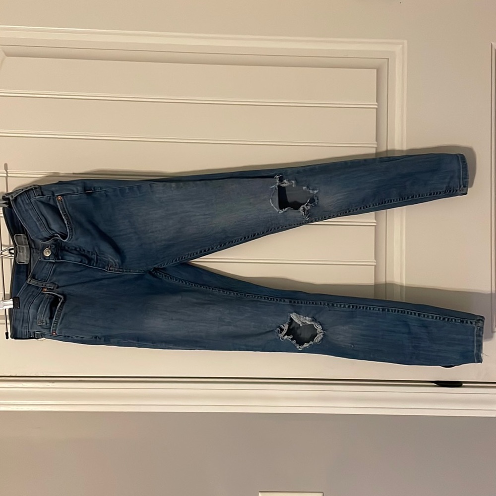 Free people distressed jeggings
